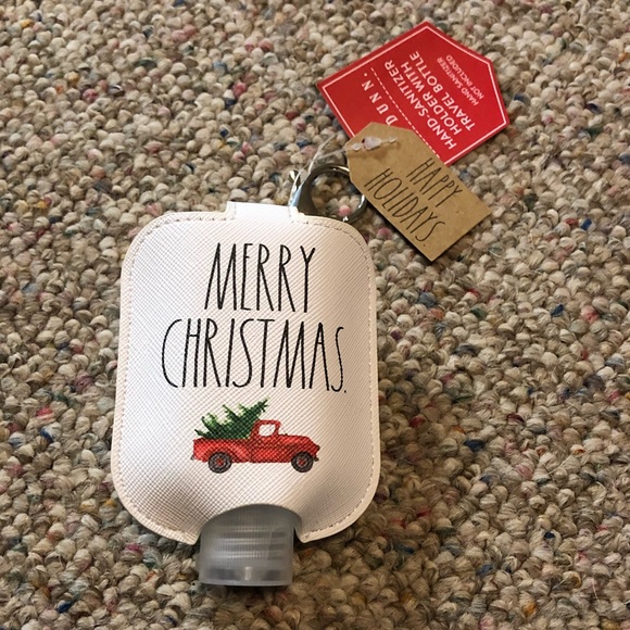 🆕 Rae Dunn MERRY CHRISTMAS Hand Sanitizer Travel Set - Picture 2 of 8